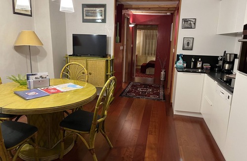 Annecy Old Town Apartment | Le Warens - nice apartment in the heart of the old town