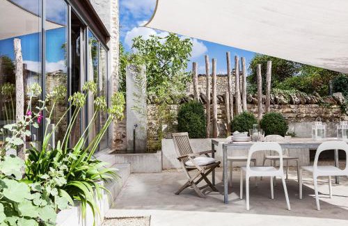 Echire House | Le392Bis