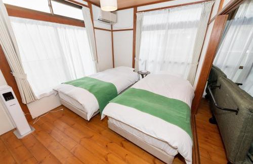 Koshigoe Apartment | Leaf