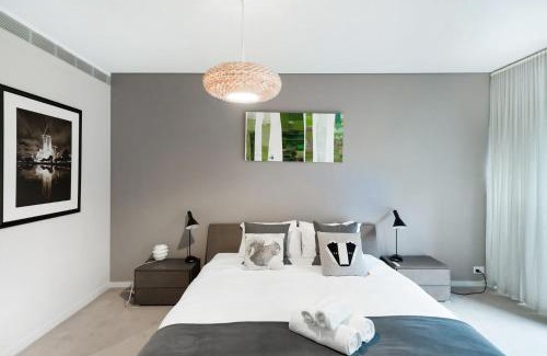 Camperdown Apartment | Leafy Inner City Apartment Camperdown
