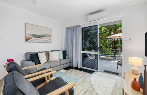 Cairns Apartment | Leafy Solace - A Contemporary Cairns City Hideaway