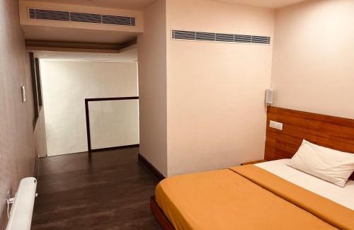 Mahipalpur Extension Apartment | Leafyinn Comfy Loft