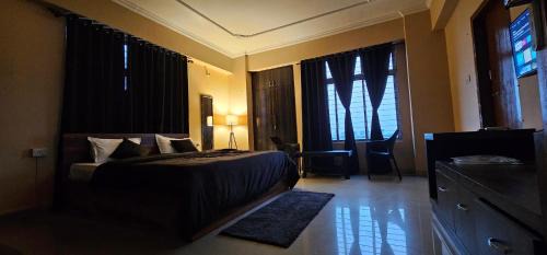 Beltola House | LeafyInn