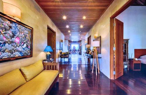 Ketewel Villa | Leah 6 BR Private Pool Villa JU26