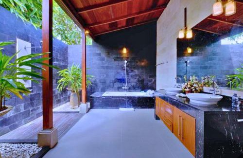 Ketewel Villa | Leah 6 BR Private Pool Villa JU26