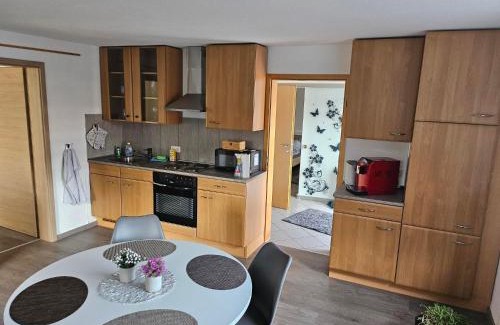 Aichen Apartment | Leas Ferienwohnung