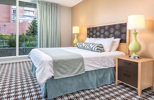 Inner Harbour Resort | Leave your worries at the door!