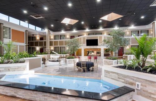 Bossier City Hotel | LeBossier Hotel