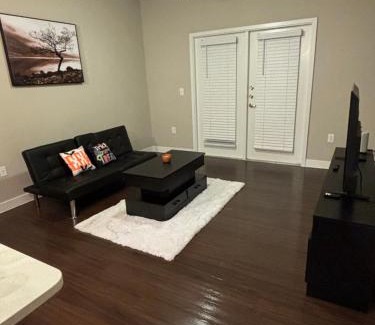 Katy Apartment | LED Fall Chillax 1B1B Couples Retreat Katy mills mall