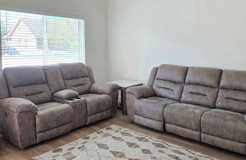 Richfield House | Lee Escape: Lee Escape is your calming place to land and recharge.