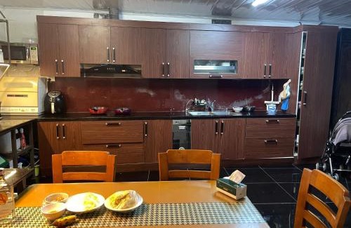 Dong Anh House | Lee Homestay