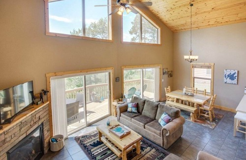 Walker Cabin | Leech Lake Cabin / Modern, Clean, Comfortable
