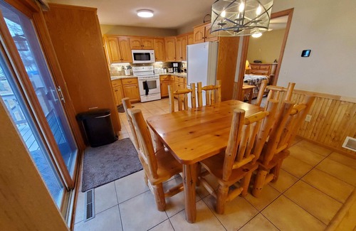 Walker House | Leech Lake Perfect Sand Beach, Flat, Boat Lift, Dock, Kayak, Paddleboat, Garage