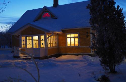 Kuusalu Parish House | Leesi Külalistemaja