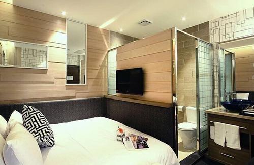 Fengshan District Hotel | Leesing Hotel