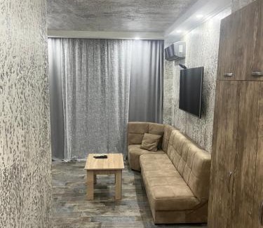 Kobuleti House | LeFlore Hotel