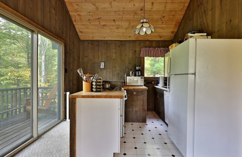 Killington House | Left Duplex Home Directly Across From Pico Mountain, Close To Killington. 3 Bedroom Home