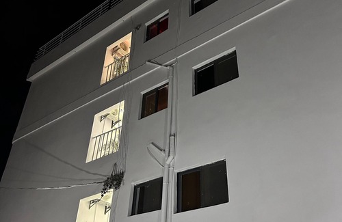 West Coast Division Apartment | Legacy Apartments