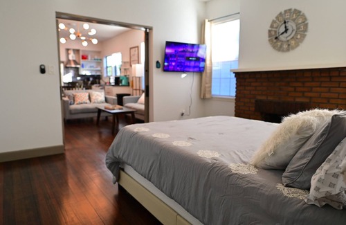 Midtown Condo | Legacy Crashpads - Modern 2-Bedroom Home in Historic Tobin Hill, San Antonio
