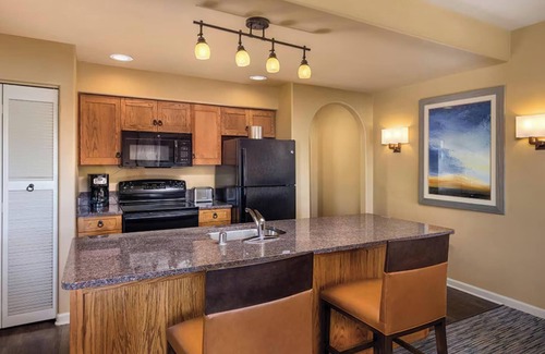 South Mountain Condo | Legacy Golf Resort 1 Bedroom Suite with Kitchen, Sleeps 4