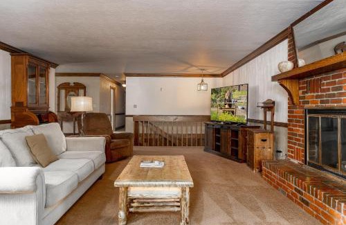 West Yellowstone House | Legacy West
