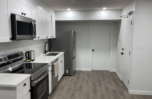 Southeast Edmonton House | Legal Private One Bedroom Suite