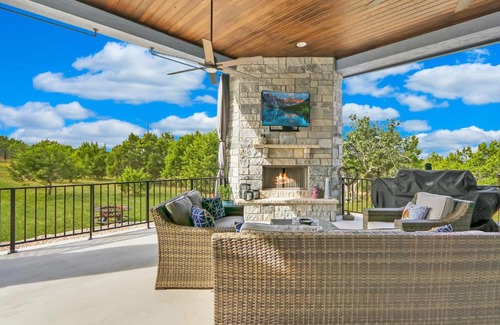 Spring Branch House | Legends at Canyon Lake