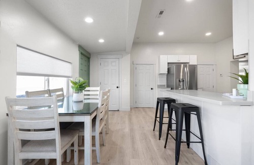 Lehi House | Lehi Bungalow | Massage* | Patio