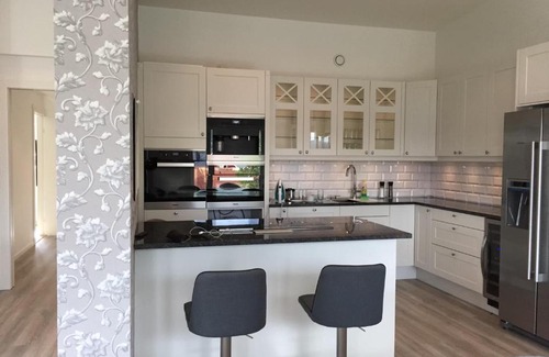 Rognan Apartment | Leilighet med havutsikt - Rognan
