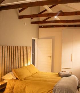 Secunda Apartment | Leipoldt Self-Catering Apartment