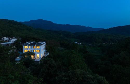 Yi County Hotel | Leisure Haven (Tachuan) Hotel
