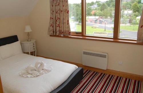 Carrick-on-Shannon Hotel | Leitrim Marina Hotel