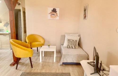 Balatonlelle Apartment | Lelle -kert Apartman 03