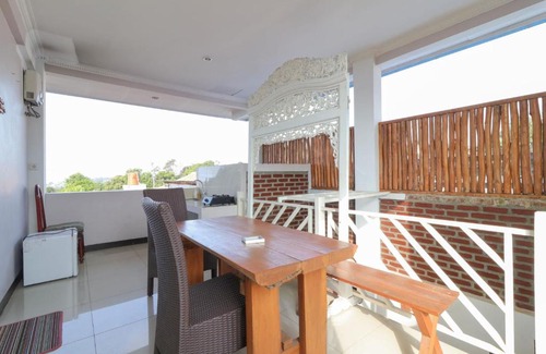 Parongpong House | Lembur Incu Syariah Villa & Resto