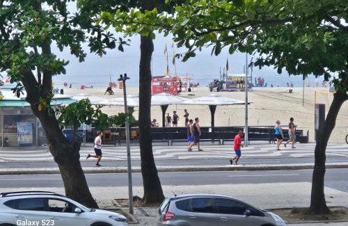 Leme Apartment | Leme de frente para o mar na Quadra Gourmet da Atlântica