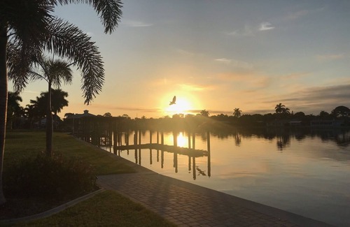 Grove City House | LEMON BAY HIDEAWAY - Gorgeous 3/2 with Boat Dock on Lemon Bay!