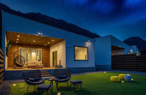 Ochi-gun Villa | LEMON FARM GLAMPING simanami