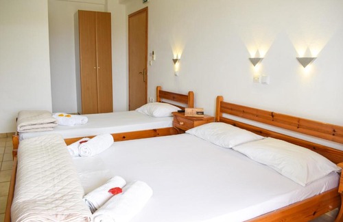 Foinikounta Apartment | Lemon Studio only 150m to the beach