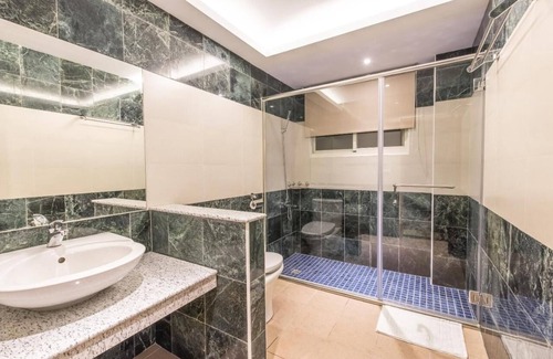 Ji'an Bed & Breakfast | Lemuel House