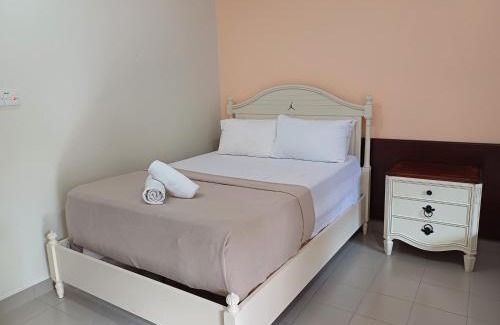 Hulu Selangor Hotel | Lemuni Retreat & Training Centre - Kerling, Selangor