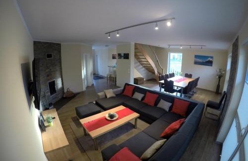 Muritz House | Lena