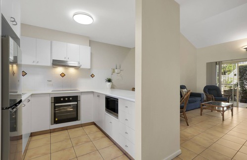 North Creek Apartment | Lennox Beach Resort