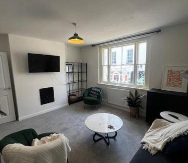 Winchester Apartment | Lento Apartment