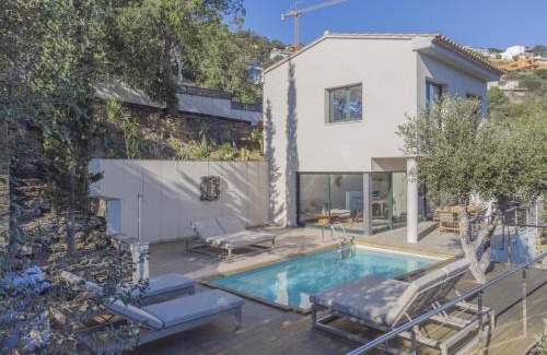 Sa Riera House | Leo
