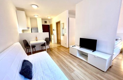 Ferencvaros Apartment | Leo residence