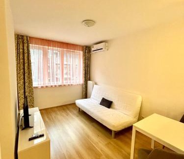 Ferencvaros Apartment | Leo residence