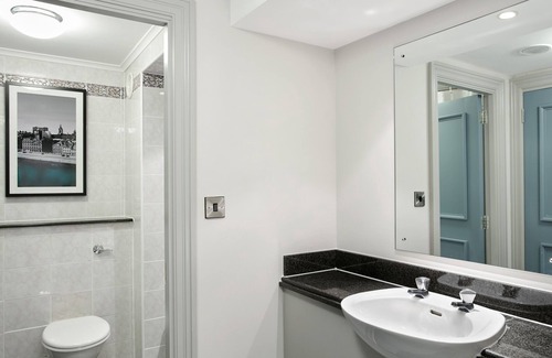 Dyce Hotel | Leonardo Hotel and Conference Venue Aberdeen Airport