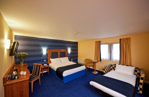 Dyce Hotel | Leonardo Inn Aberdeen Airport