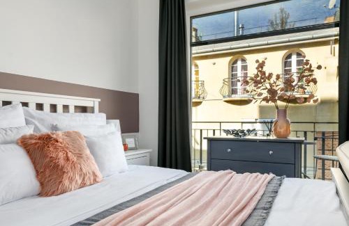 Corvin negyed Apartment | Leonardo50 Apartment