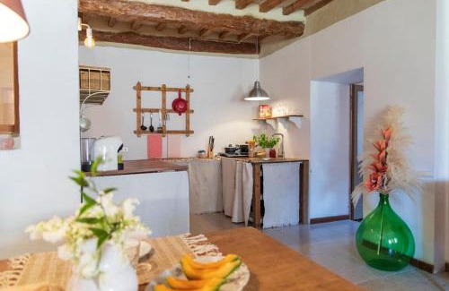 Mondaino Apartment | Leontine Home in Mondaino by Yohome